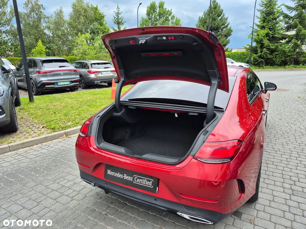 Mercedes-Benz CLS 300 d 4-Matic AMG - 35