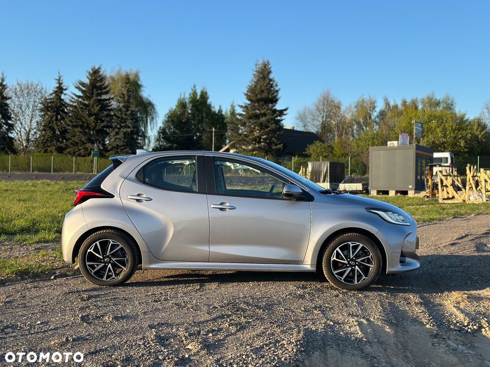 Toyota Yaris - 22