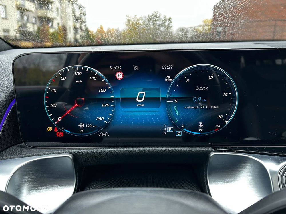 Mercedes-Benz GLB 250 4-Matic AMG Line 8G-DCT - 23