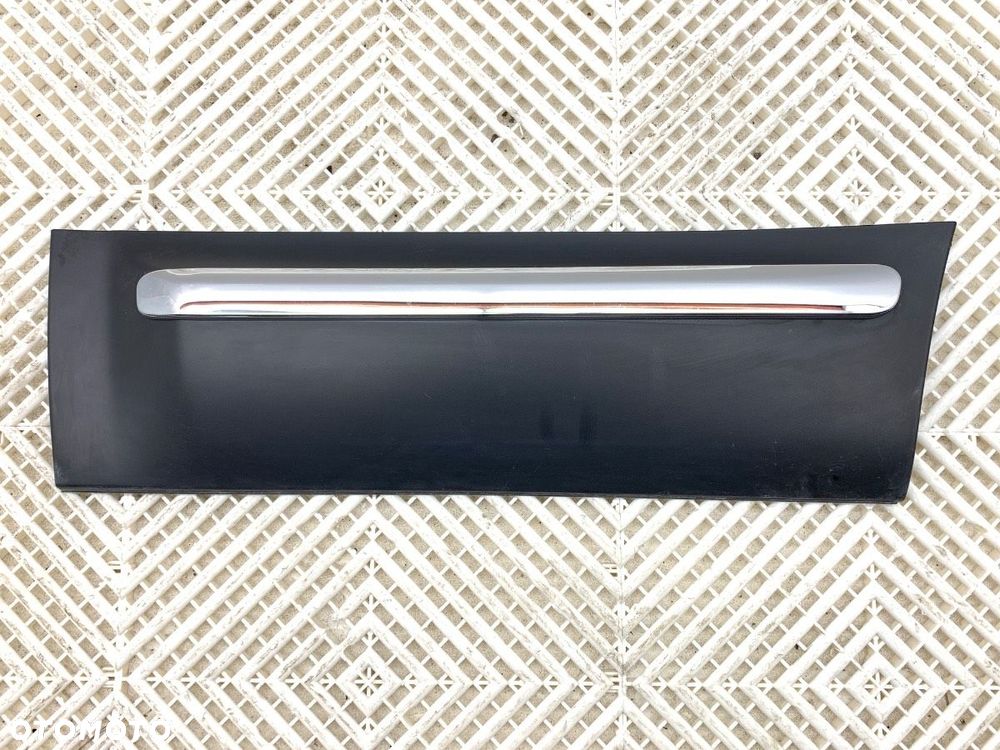 LISTWA DRZWI LEWY TYŁ  NISSAN QASHQAI / QASHQAI +2 I (J10, NJ10, JJ10E) 2006 - 2014 1.5 dCi 78 kW - 1