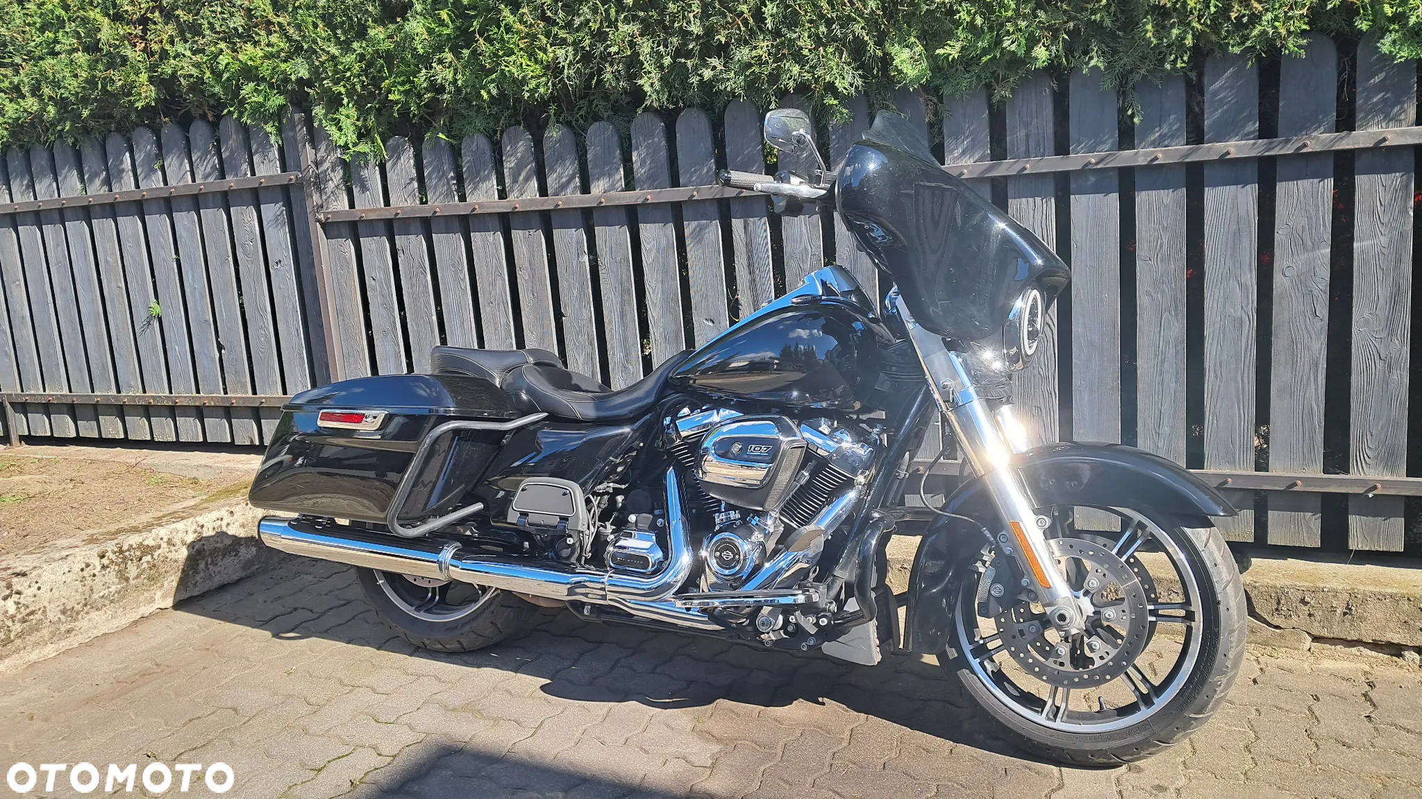 Harley-Davidson Touring Road King - 4