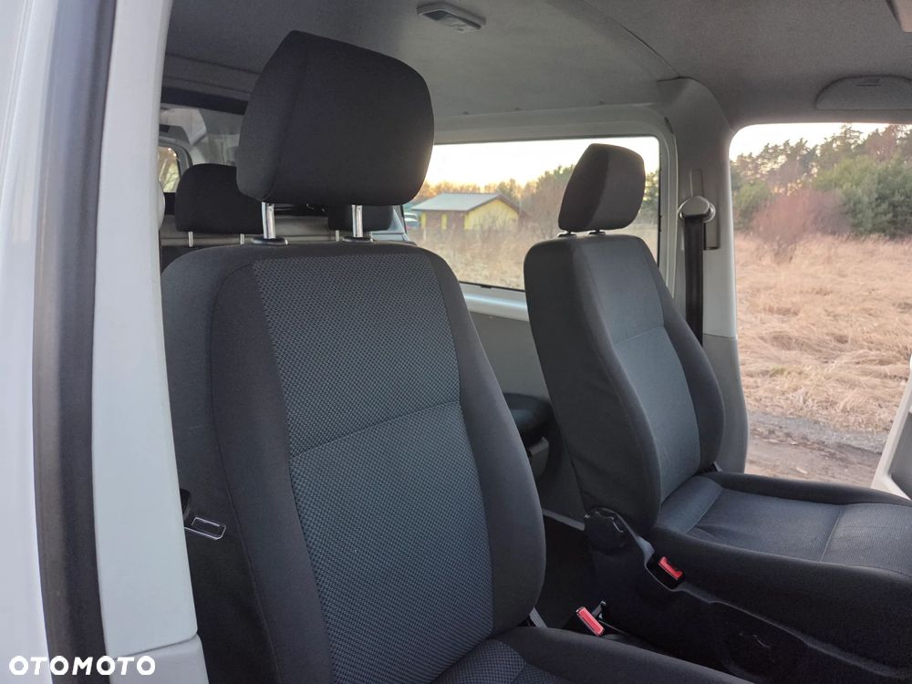 Volkswagen Transporter - 21