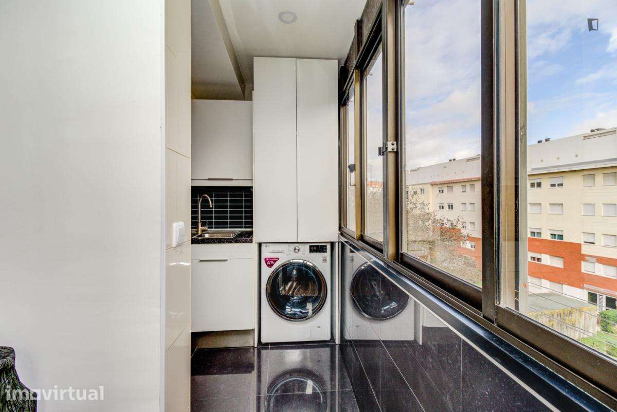 Apartamento com 4 quartos - localizado em Lisbon - Grande imagem: 4/27