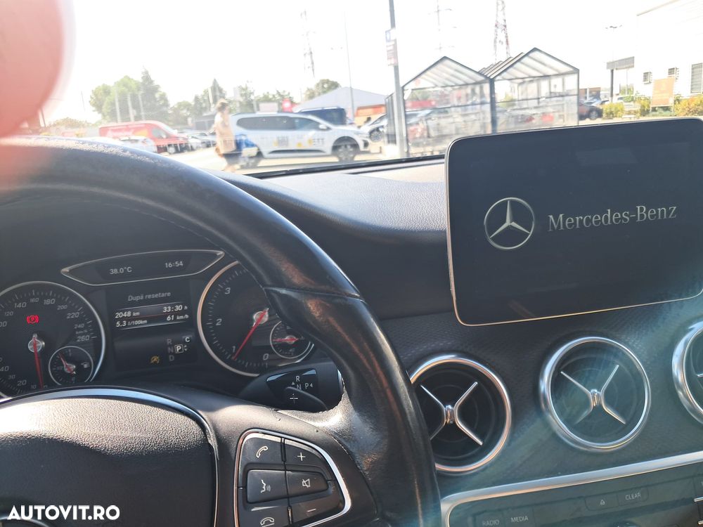 Mercedes-Benz A 180 - 6