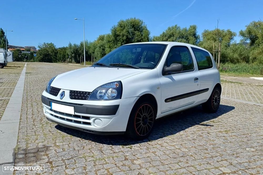 Renault CLIO VAN 1.5 DCI DYNAMIQUE - MUITO NOVA - 3