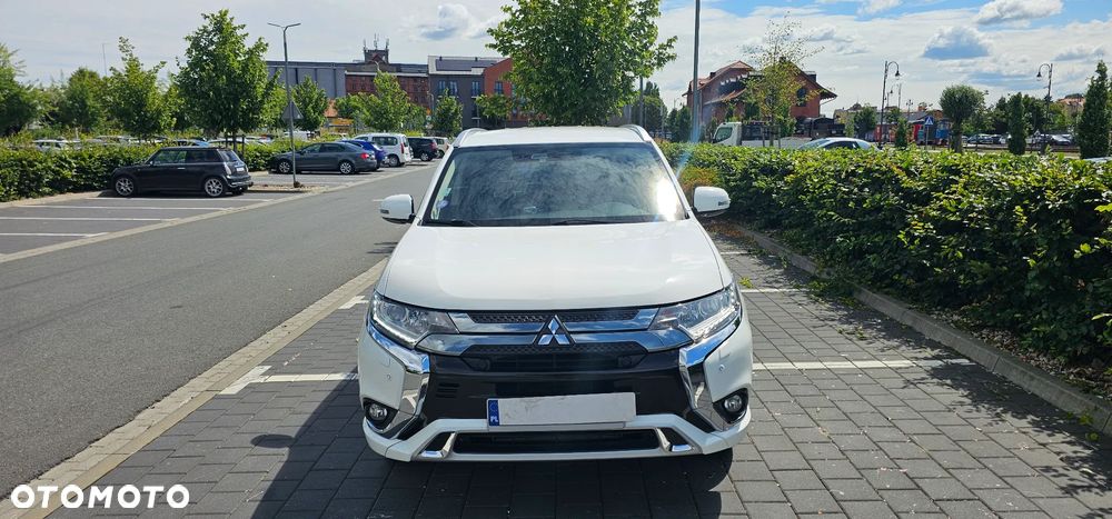 Mitsubishi Outlander Intense + - 38