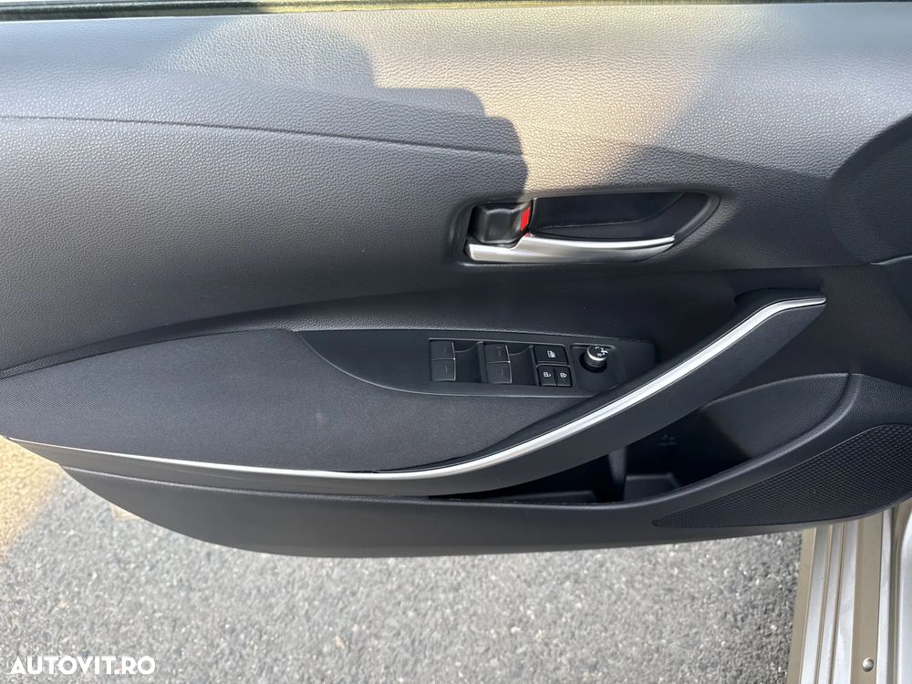 Toyota Corolla - 15