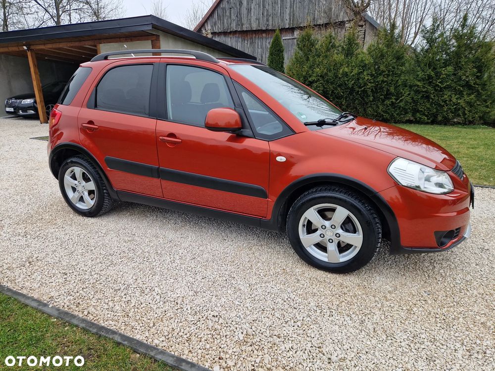 Suzuki SX4 1.6 VVT Streetline 4x2 Club - 11