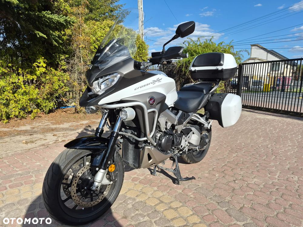Honda VFR - 2