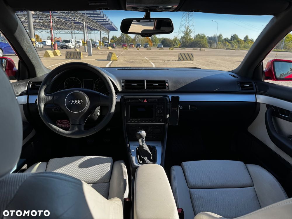 Audi A4 Avant - 17
