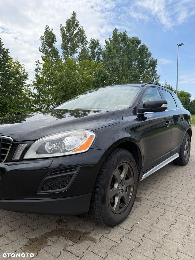 Volvo XC 60 D3 Momentum - 25