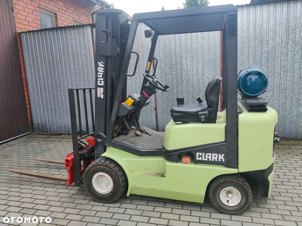 Clark CGP20S 2T + obrotnica - 1