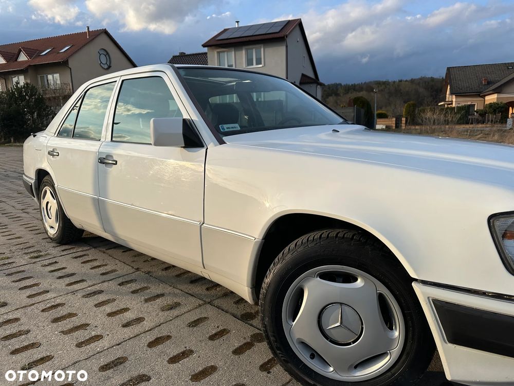 Mercedes-Benz Klasa E - 8