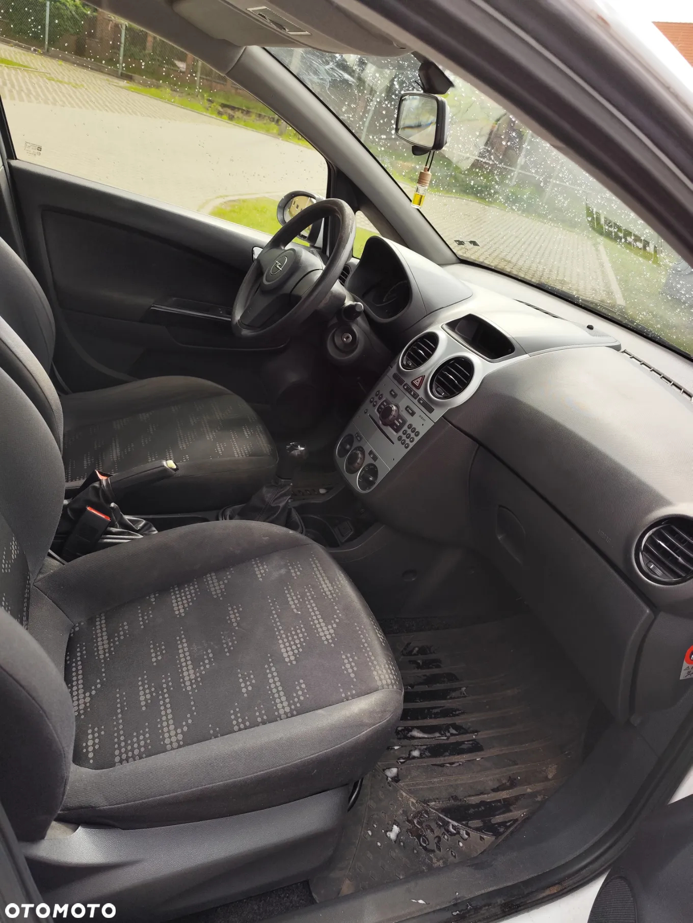 Opel Corsa 1.2 16V Enjoy - 26