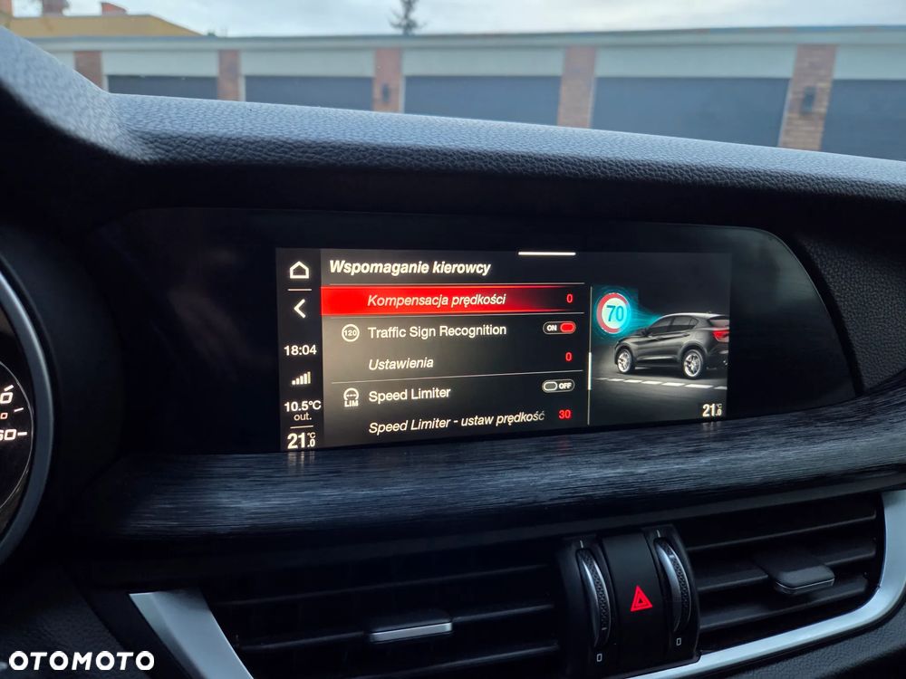 Alfa Romeo Stelvio 2.0 Turbo Veloce Q4 - 24