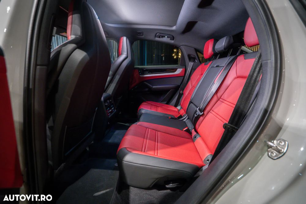 Porsche Cayenne Coupe Standard - 34