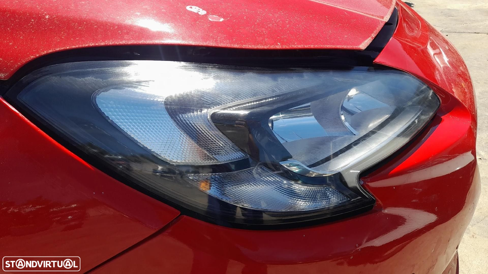 Ótica / farol direita OPEL Corsa E - 2