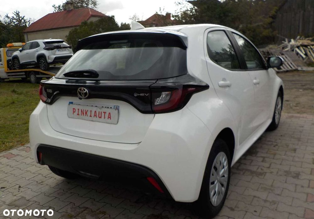 Toyota Yaris - 13