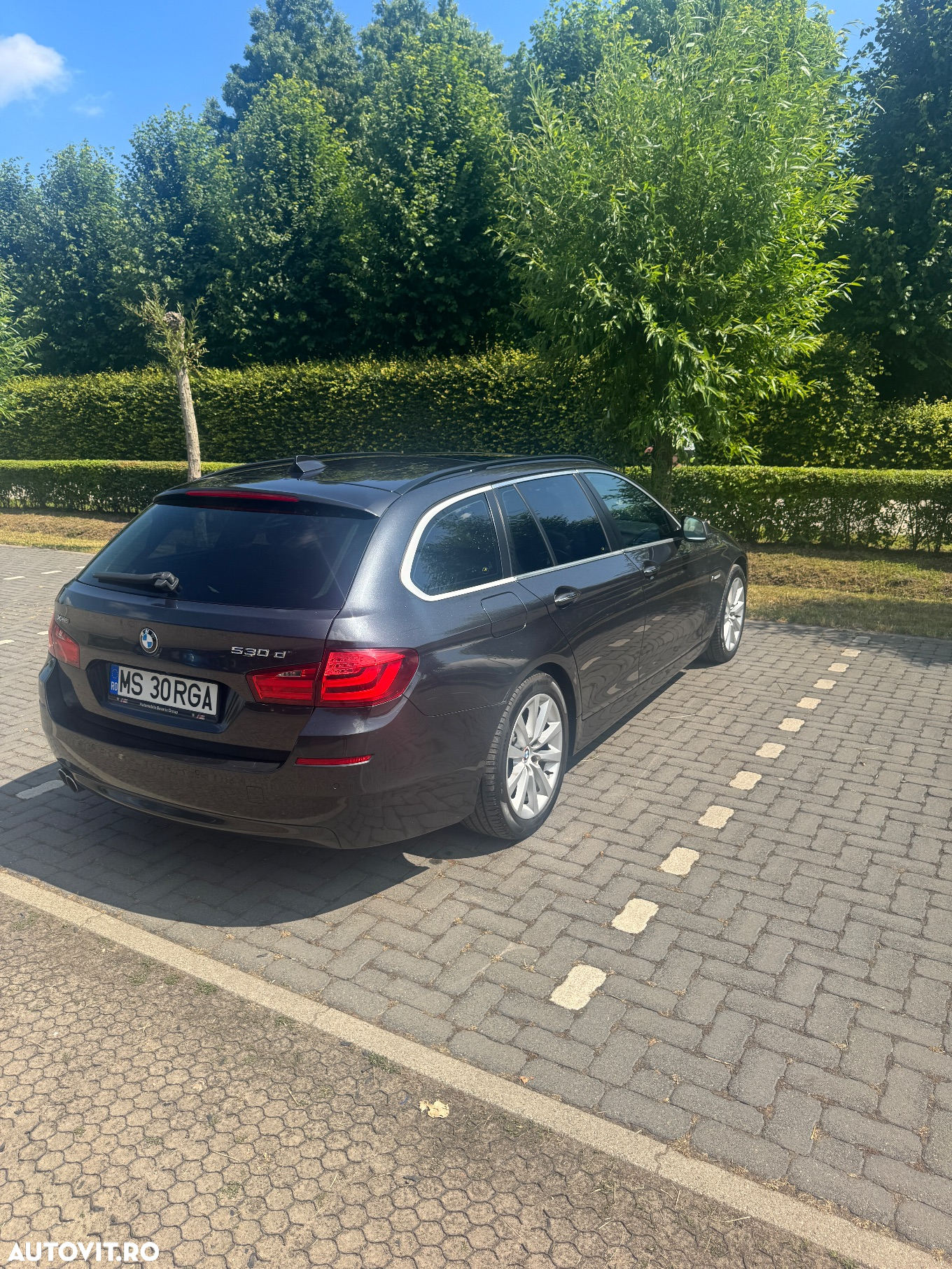 BMW Seria 5 530d xDrive - 4