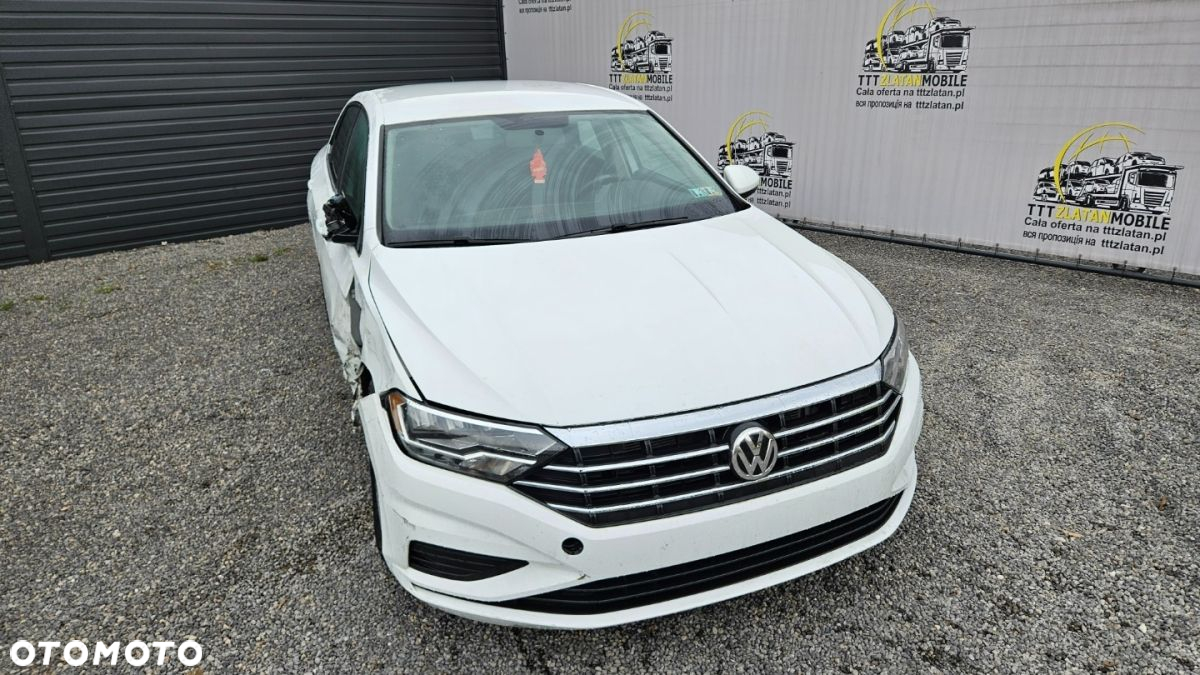 Volkswagen Jetta - 4