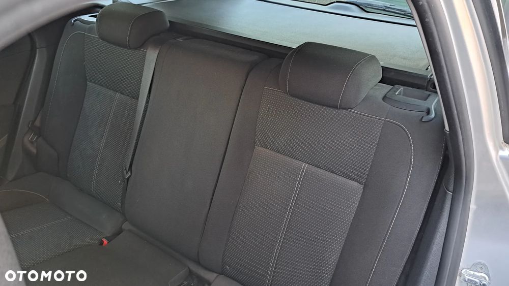 Opel Astra 1.7 CDTI Sport - 11