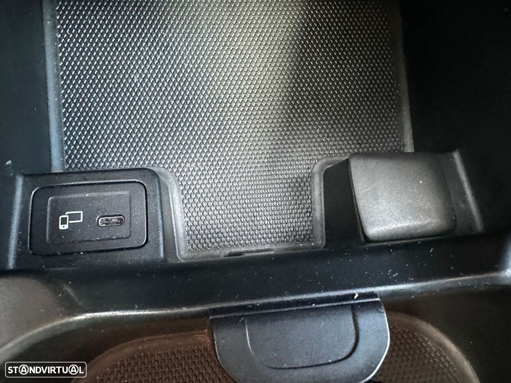 Mercedes-Benz A 180 d Style Plus Aut. - 25