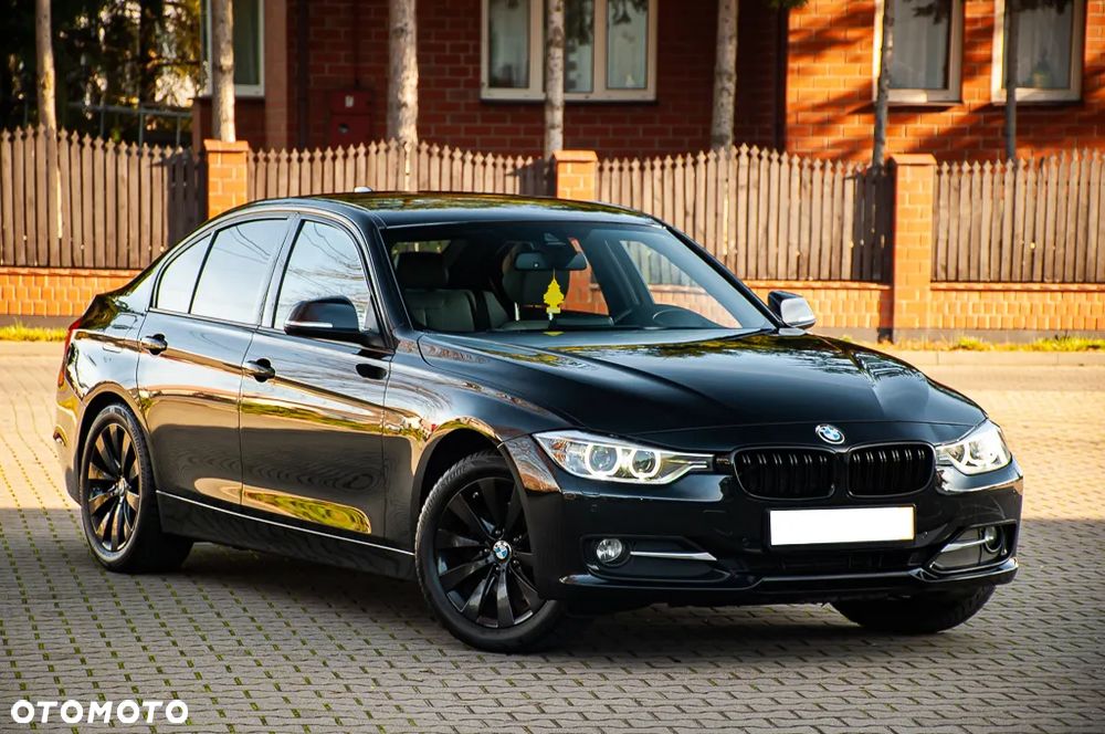 BMW Seria 3 320d M Sport Edition - 6