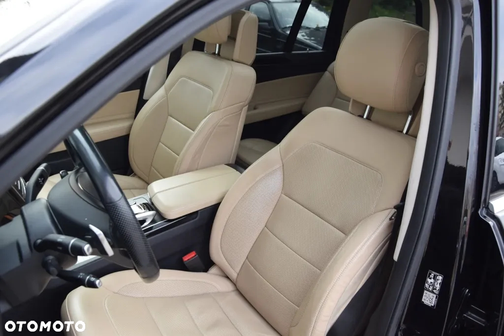 Mercedes-Benz GLS - 14
