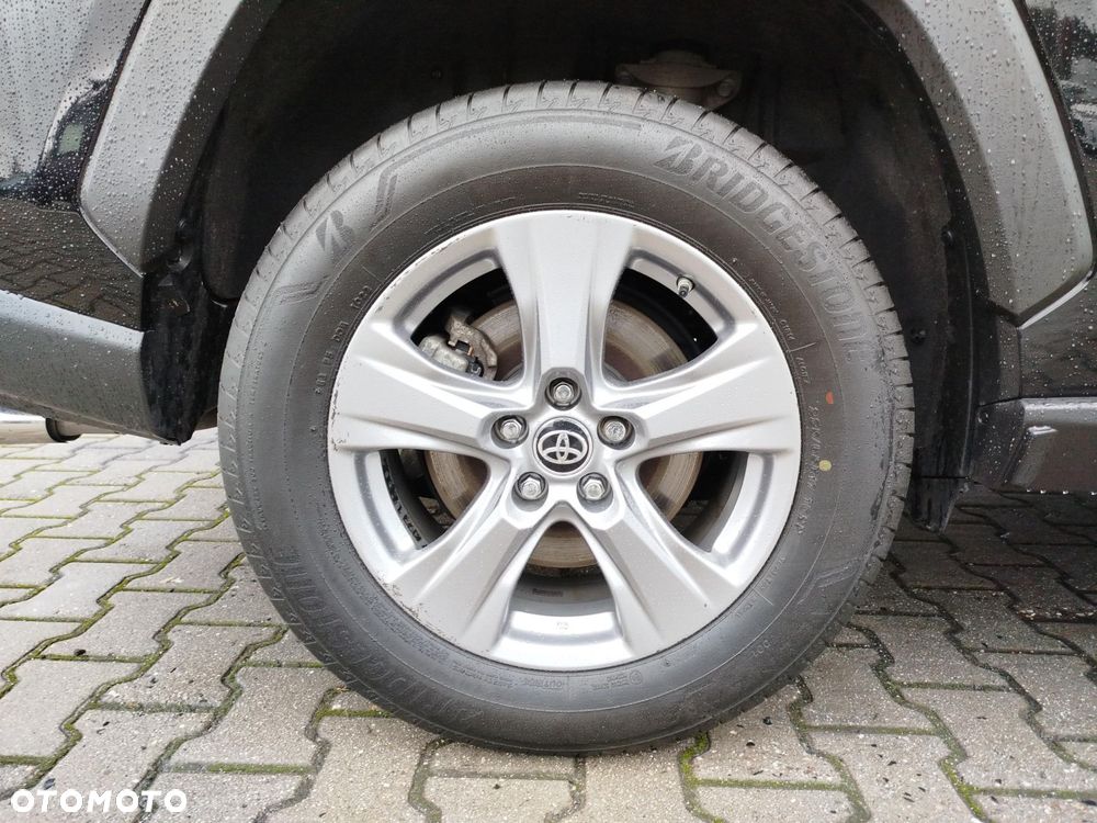 Toyota RAV4 - 17
