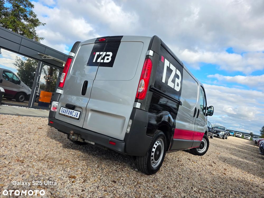 Opel Vivaro - 26