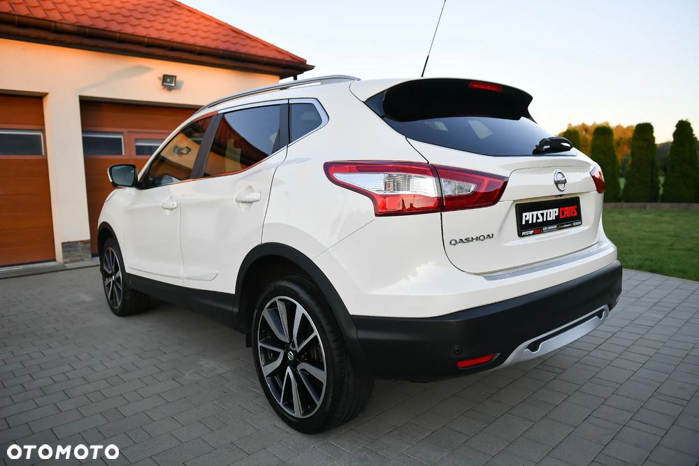 Nissan Qashqai 1.6 DIG-T 360 - 16