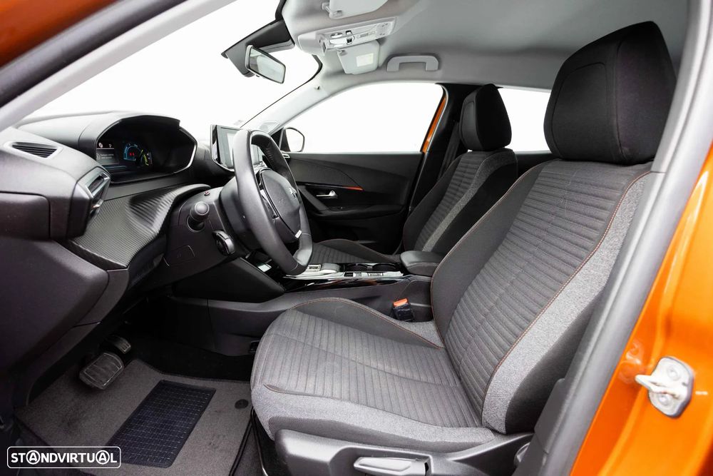 Peugeot e-2008 50 kWh Active Pack - 29