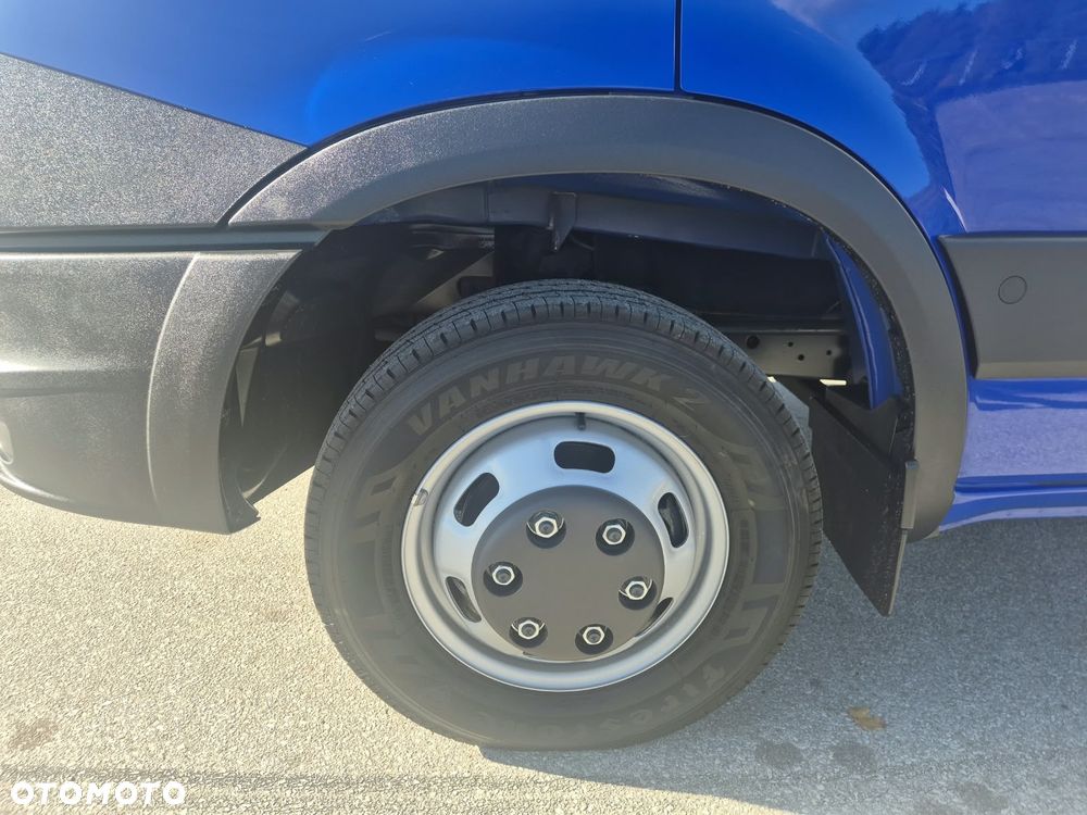Iveco Daily - 24