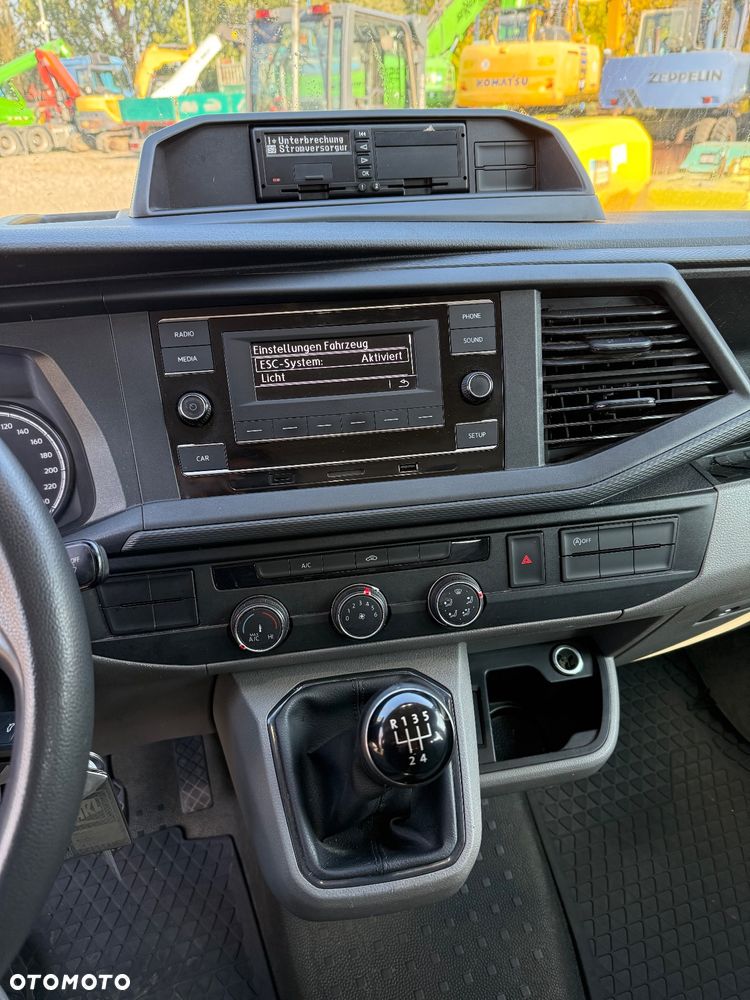 Volkswagen Transporter T6 - 13