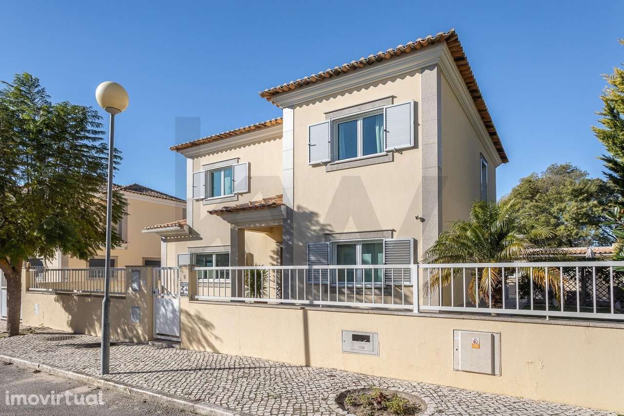 Moradia de Sonho em Condomínio Fechado – Azeitão – O Seu Refúgio de Fa - Grande imagem: 3/60