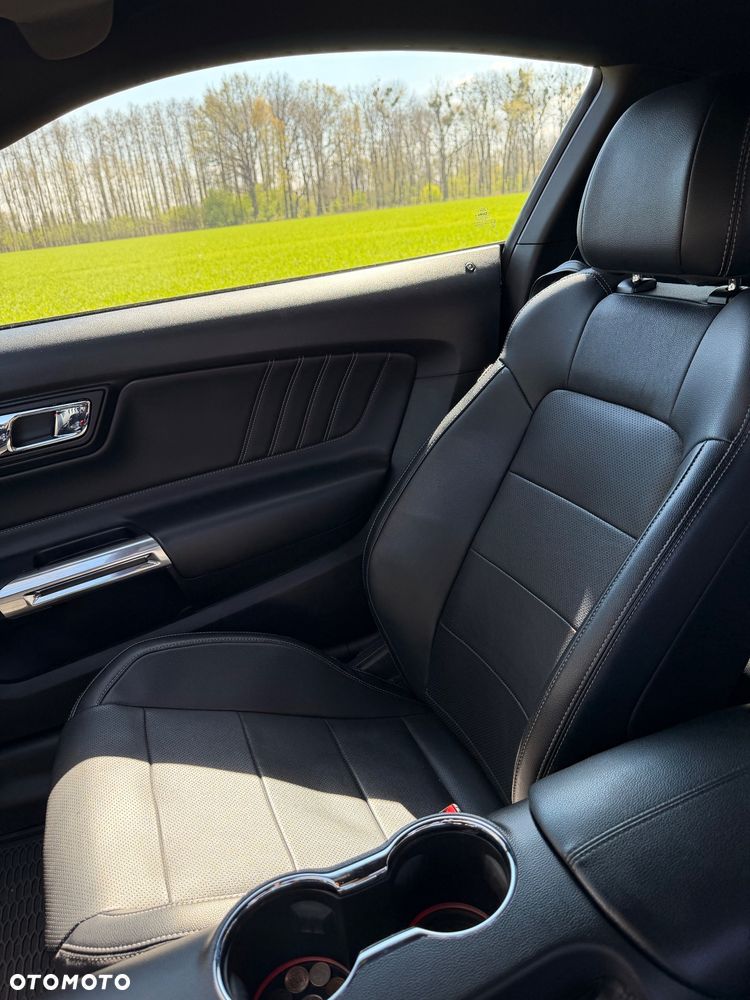 Ford Mustang 5.0 V8 GT - 17