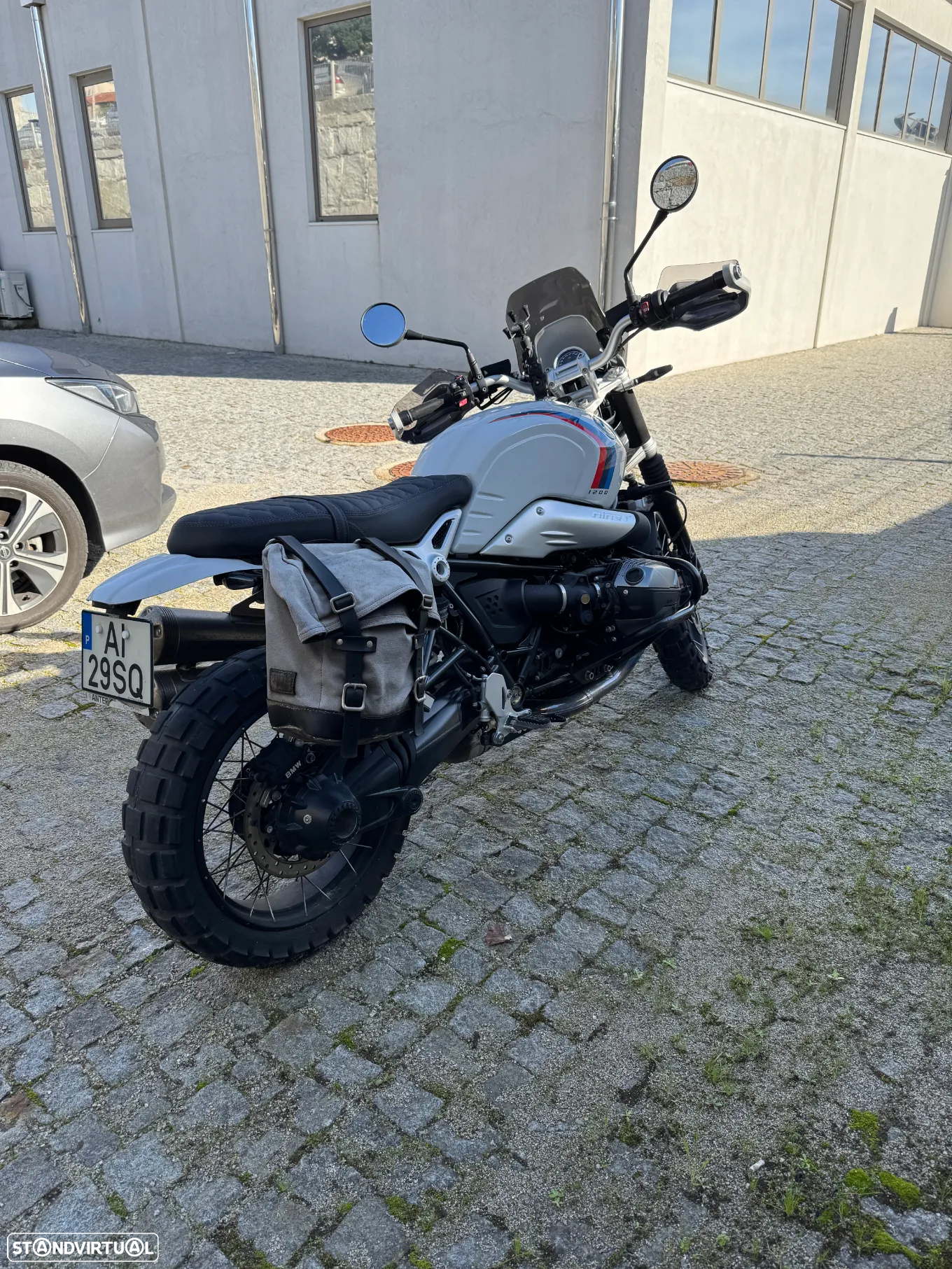 BMW R nineT Urban GS - 5