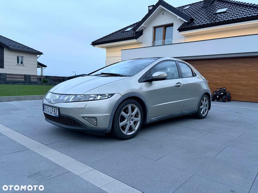 Honda Civic 1.8 Executive - 4