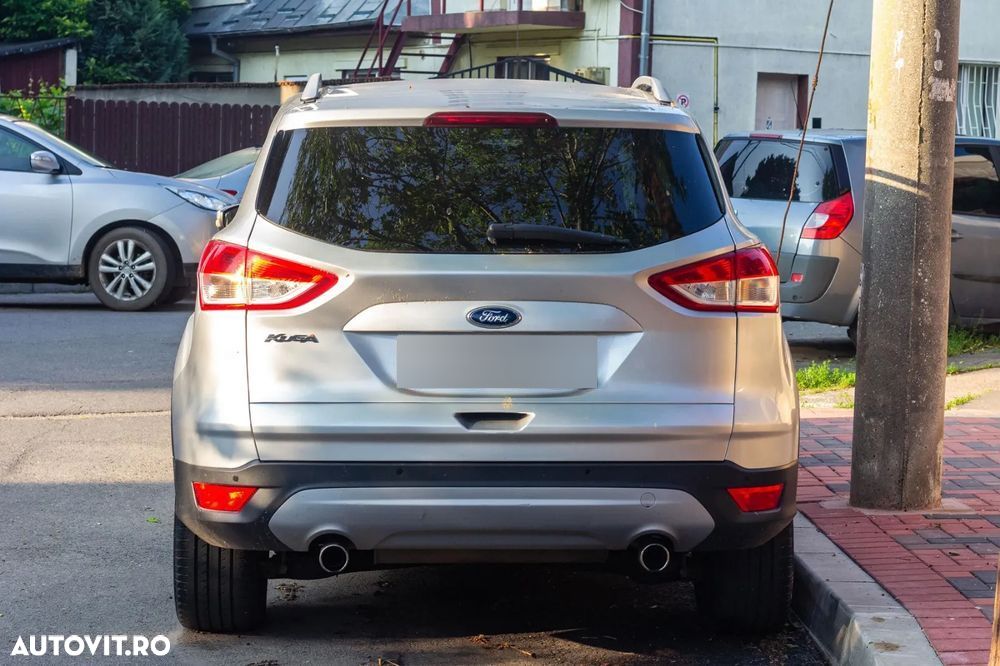 Ford Kuga 2.0 TDCi Powershift 4WD Titanium - 1