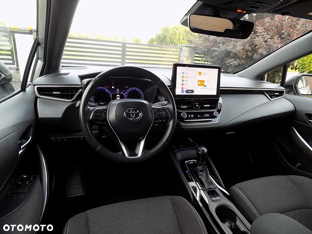 Toyota Corolla 1.8 Hybrid Comfort - 28