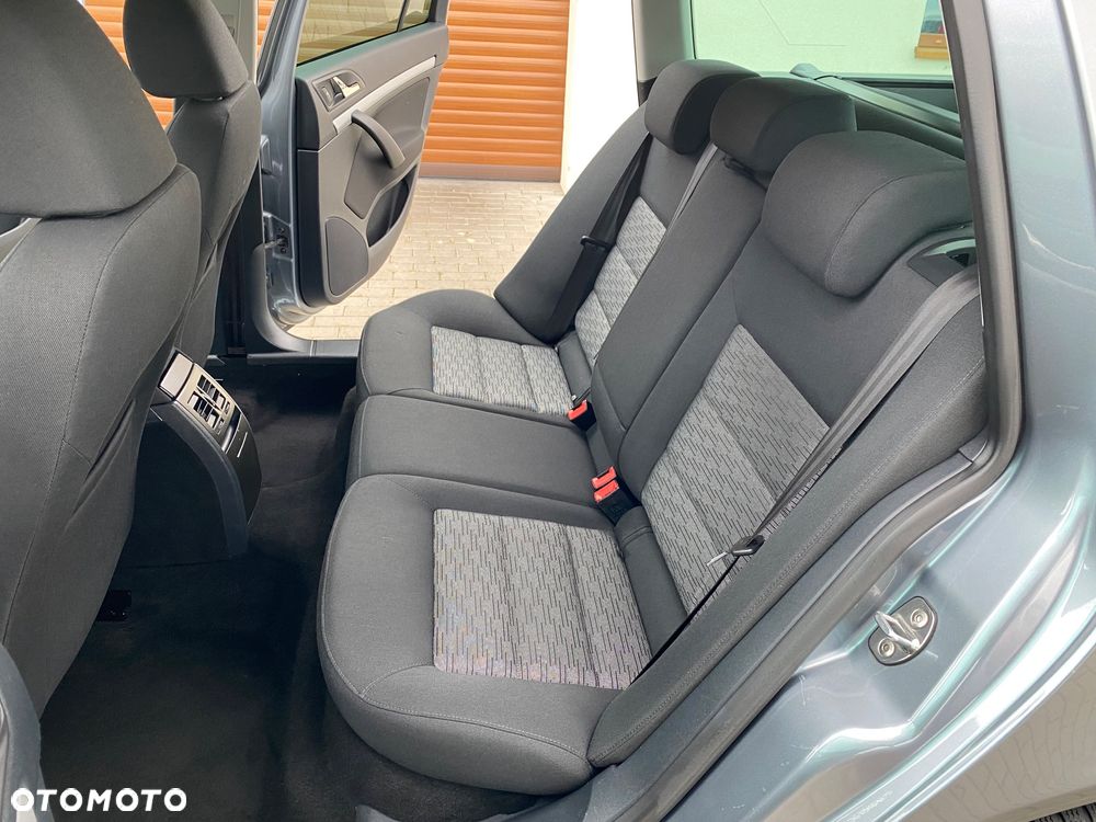 Skoda Octavia 1.6 TDI Ambiente - 32