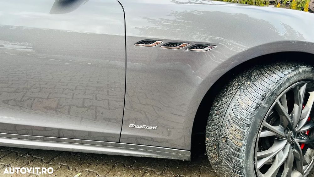 Maserati Ghibli GranSport - 14