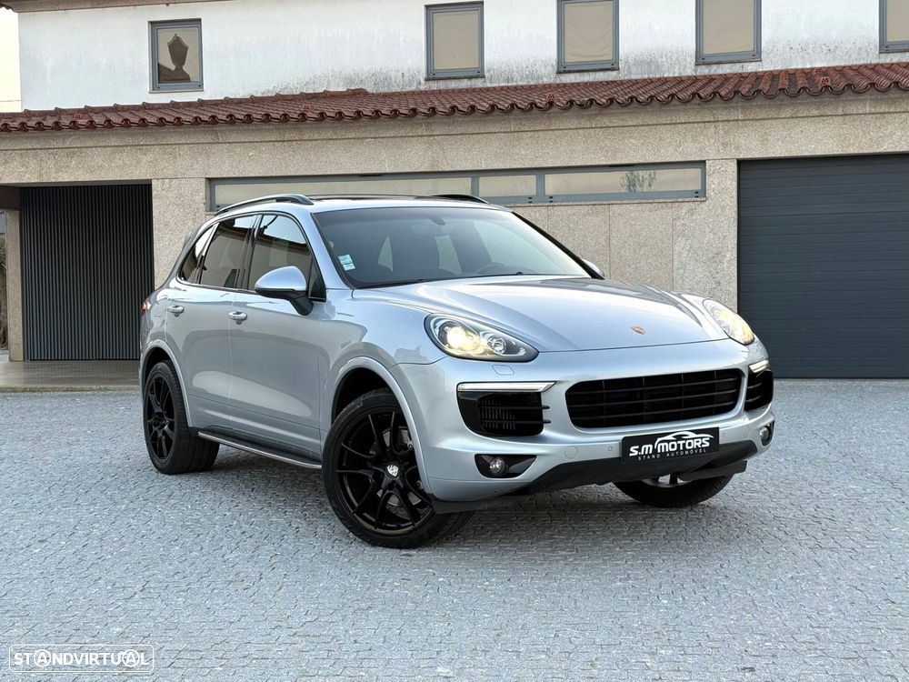 Porsche Cayenne S Platinum Edition - 2
