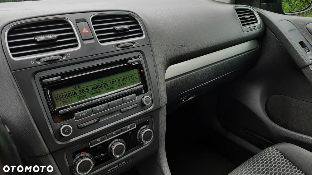 Volkswagen Golf 1.6 TDI DPF Trendline - 14