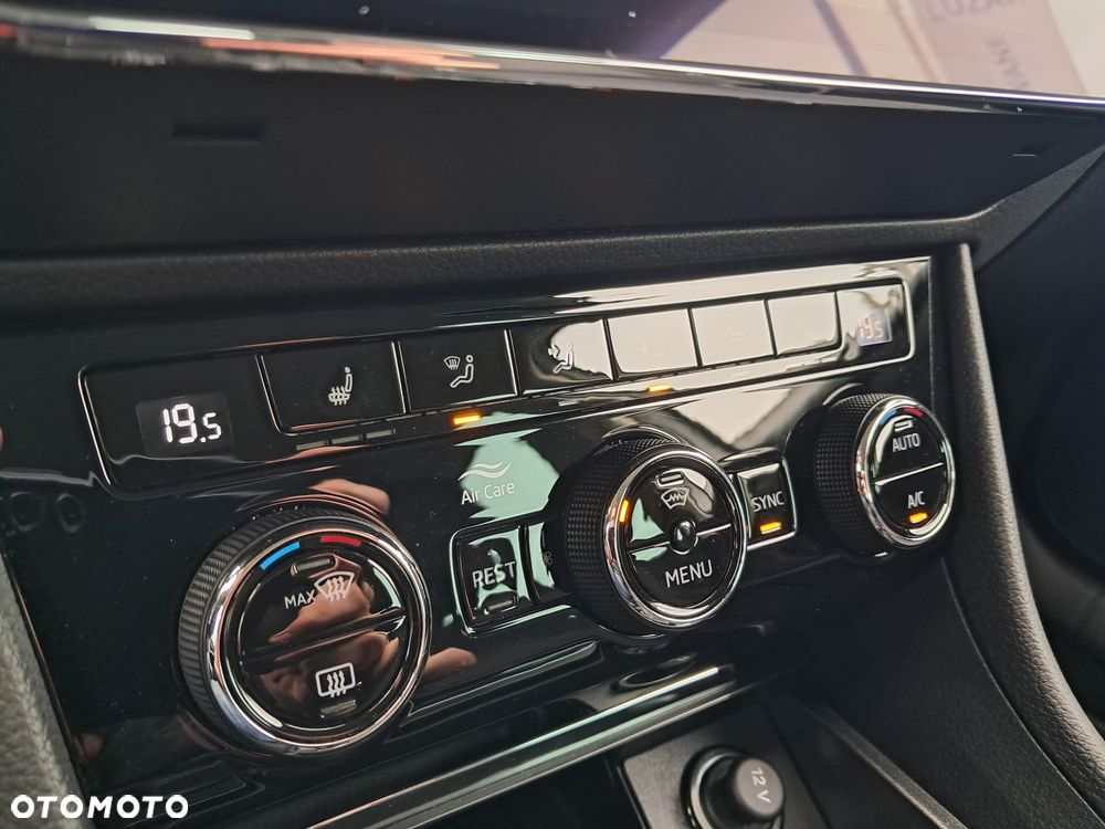 Skoda Superb 2.0 TSI Style DSG - 14