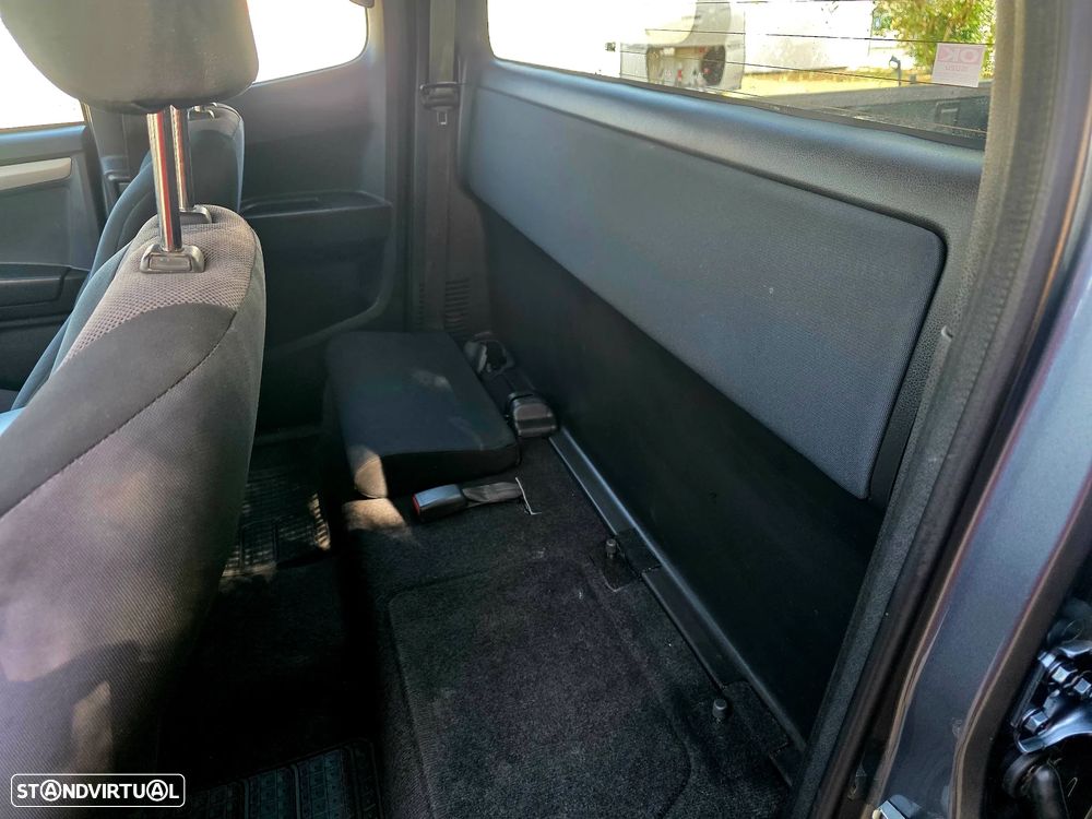 Isuzu D-Max 2.5 DTi CD 4WD LS - 20