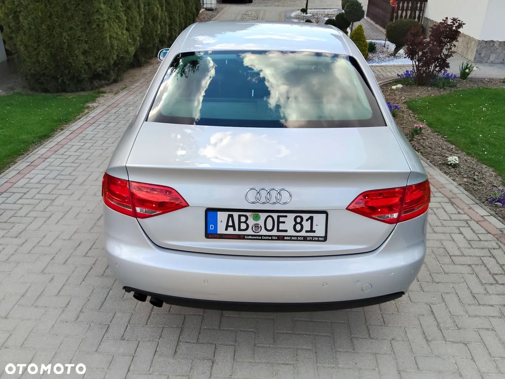 Audi A4 Limousine 2.0 TDI DPF - 17