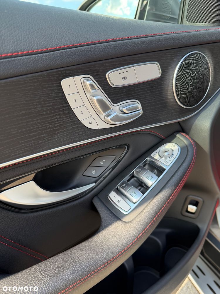 Mercedes-Benz GLC - 26