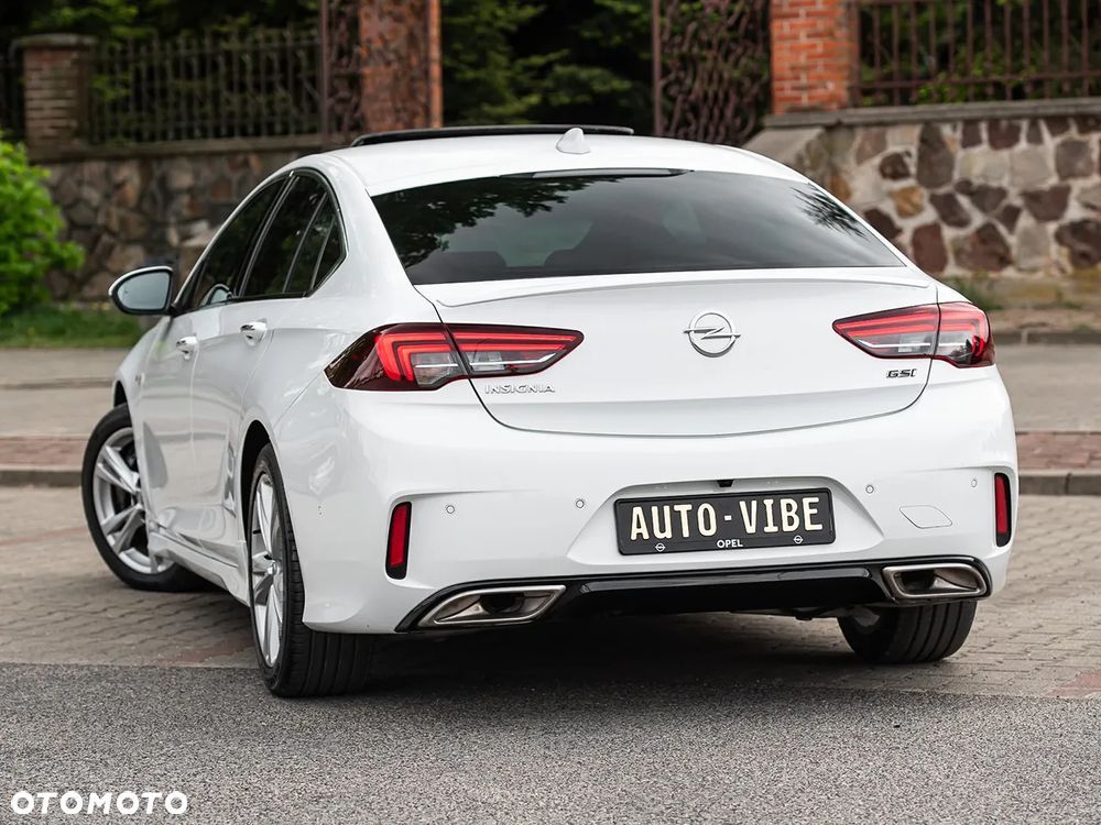 Opel Insignia - 8