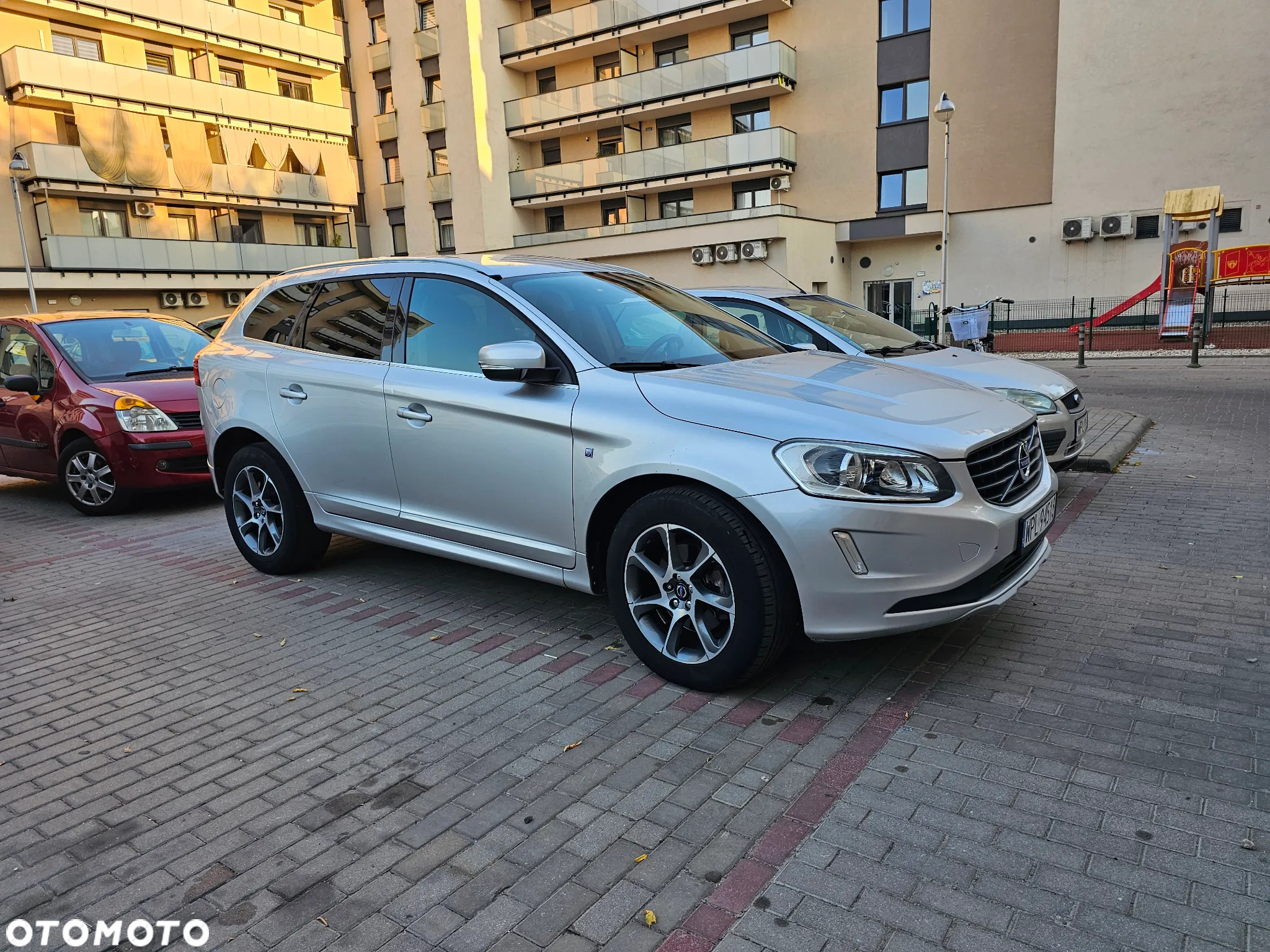 Volvo XC 60 D3 Drive-E Ocean Race - 37